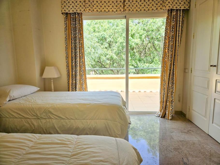 Apartment Spacious In Rio Real